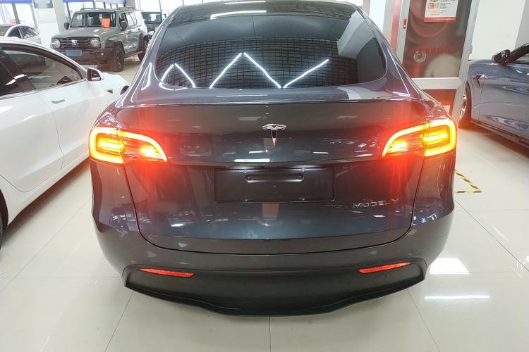 Used Tesla Model Y 2022 Rear-Wheel-Drive Version Rear