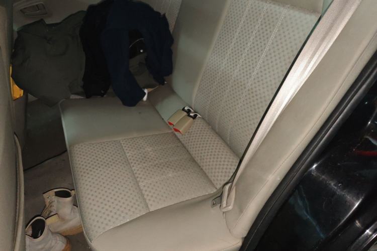 Used Soueast V3 Lingyue 2014 1.5L Manual Entry-Level Version Left Rear Seat