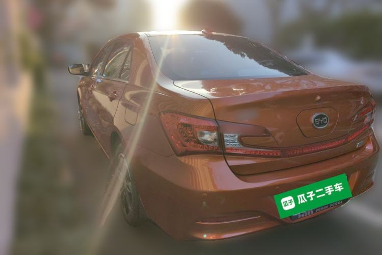 Used BYD Qin New Energy 2015 1.5T Dual-Crown Flagship Plus Edition Rear Left 45 Deg