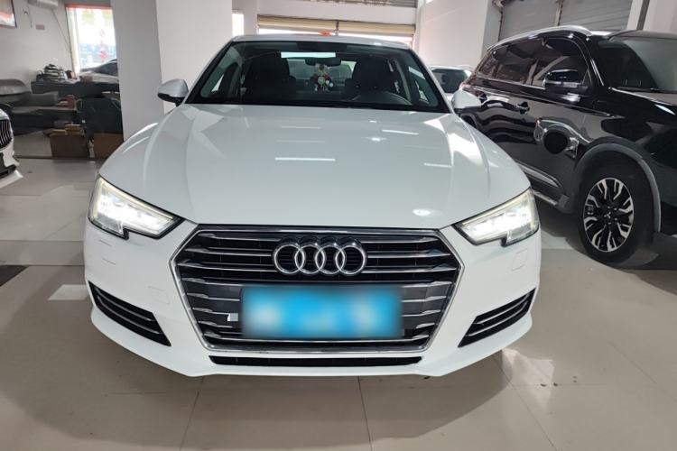Used Audi A4L 2018 30th Anniversary Edition 40 TFSI Trendy Model