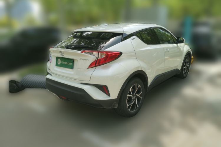 Used Toyota C-HR 2020 2.0L Leading Edition Rear Right 45 Deg