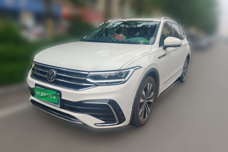 Used Volkswagen Tiguan L 2022 330TSI Automatic Two-Wheel Drive R-Line Enhanced Edition Guazi used car, China used car export, Used car for sale, Used  cars, Cheapest cars for sale