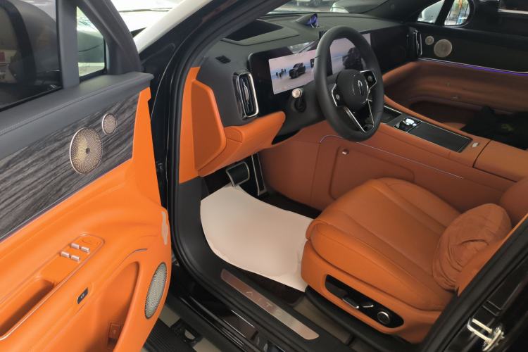 Used Hima AITO M9 2024 Range-Extended Ultra Version 52 kWh 6-Seater Model Driver Seat