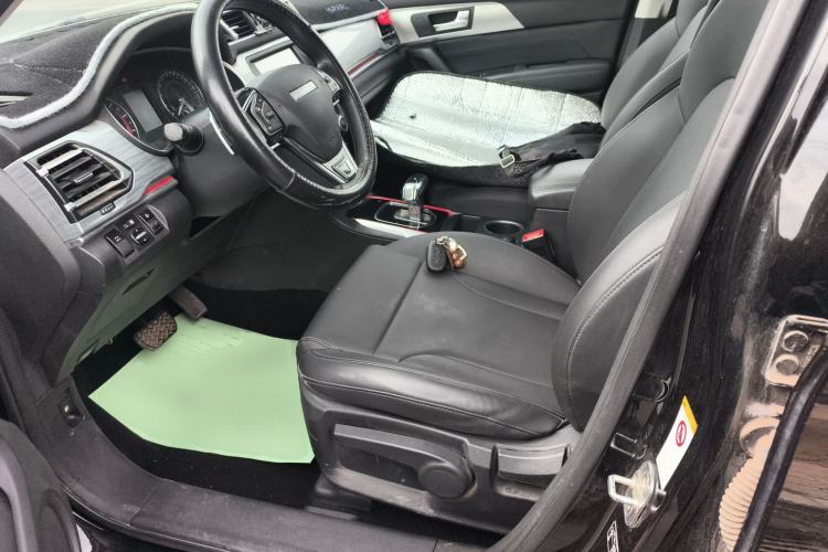 Used Haval H2 2018 Chuanxiang Edition Blue Badge 1.5T Dual-Clutch Two-Wheel Drive Fashionable Model
