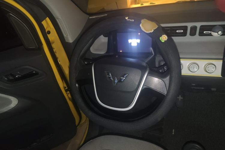 Used Wuling Hongguang MINIEV 2021 Macaron Fashion Edition Lithium-Ion Battery