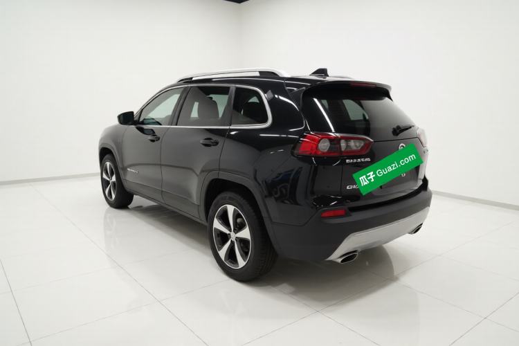 Used Jeep Cherokee 2020 2.0T Two-Wheel Drive Leading Edition Rear Left 45 Deg