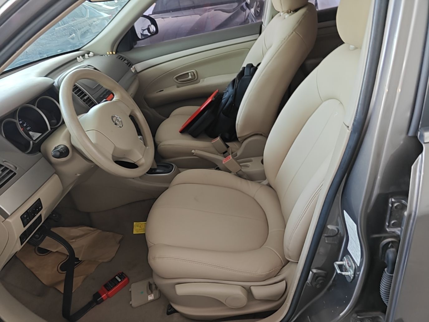 Vordere Reihe im Auto