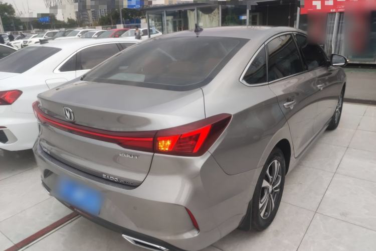 Used Changan Eado 2022 PLUS Blue Whale NE 1.4T GDI DCT Prestige Edition