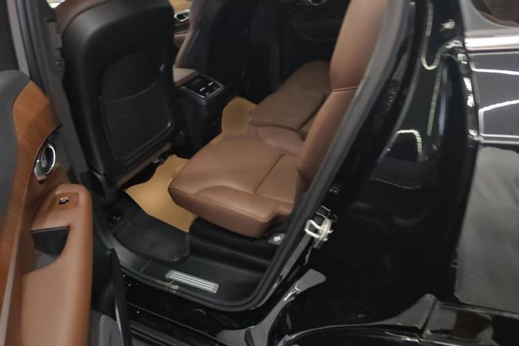 Used Volvo XC90 2023 B5 SmartDrive Luxury Edition 7 Seats