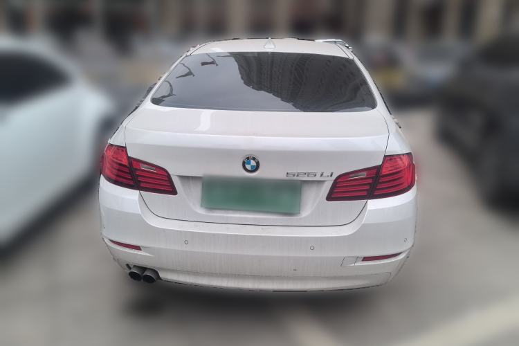 Used BMW 5 Series 2017 525Li Leading Model
