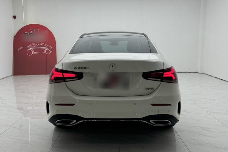 Used Mercedes-Benz A-Class 2022 Revised Version A 200 L Sport Sedan Fashionable Style