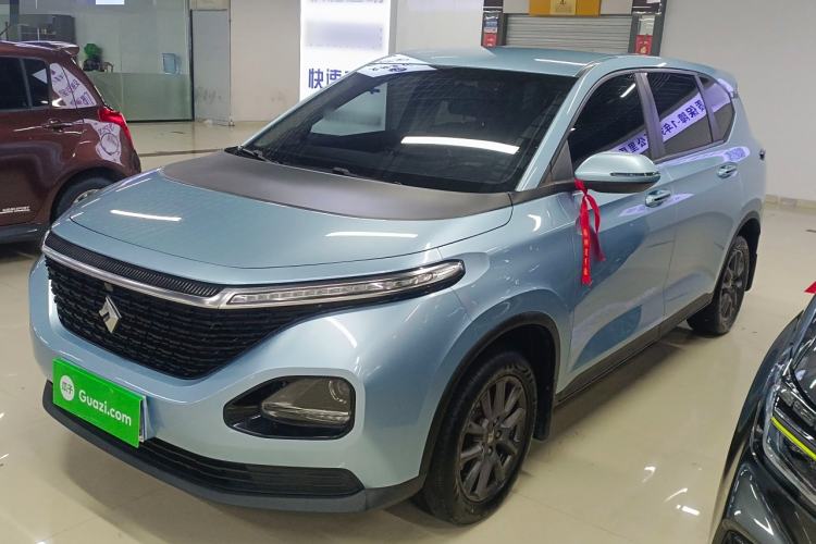 Used Baojun RM-5 2019 1.5L Manual Elite Edition with 24-hour Online Service 5 Seats