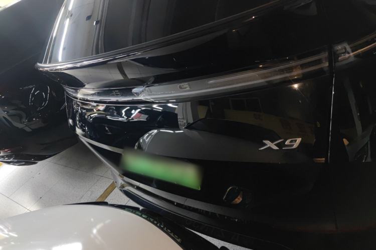 Used XPeng X9 2024 702 Ultra-Long Range Pro