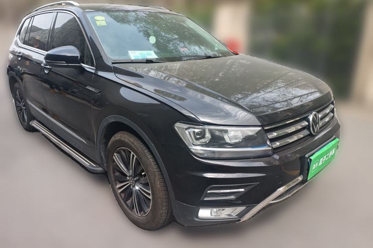 Used Volkswagen Tiguan L 2021 330TSI Automatic Two-Wheel Drive Smart Edition
