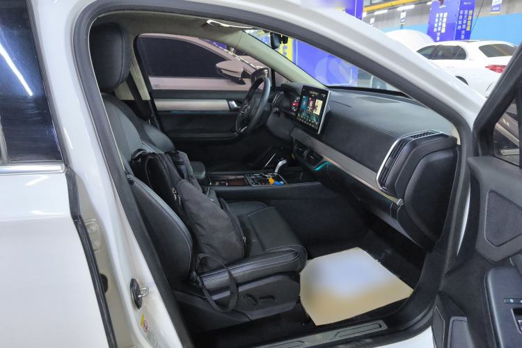 Used BYD Tang 2018 2.0T Automatic SmartConnect Prestige 5-Seater Emission Standard China V
