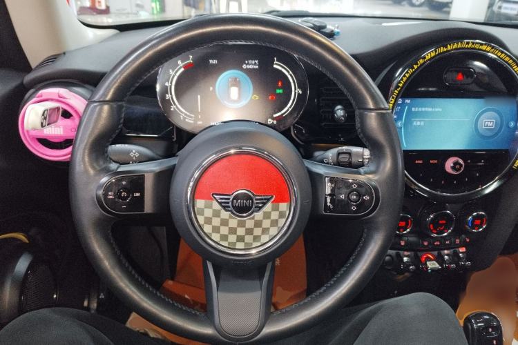 Used MINI MINI 2022 1.5T COOPER Classic Edition
