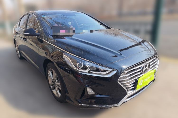 Used Hyundai Sonata 2017 2.0L GLS Smart Model Front Right 45 Deg