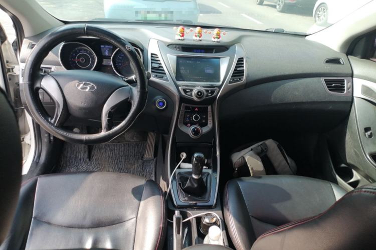 Used Hyundai Elantra (5th Generation / Langdong) 2016 1.6L Manual Luxury Model