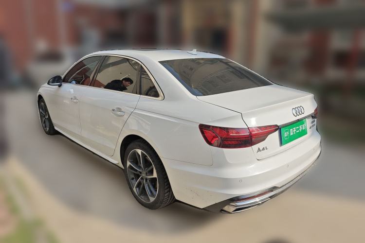 Used Audi A4L 2020 40 TFSI Fashionable and Elegant Model