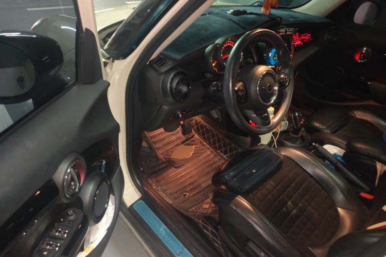 Used MINI 2019 2.0T COOPER S Classic Edition Five-Door Model