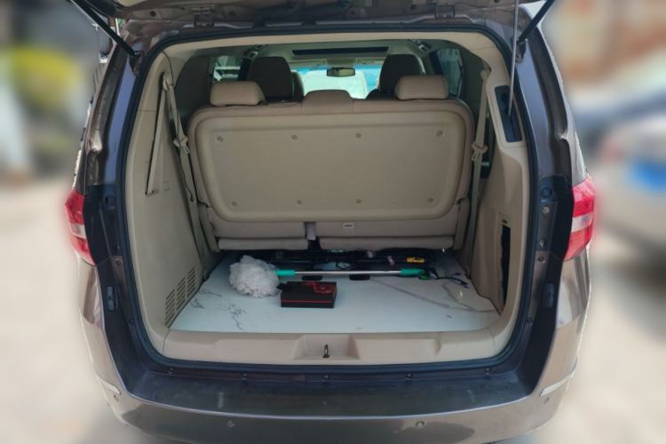 Used Buick GL8 2017 25S Prestige Version China V Standard Trunk