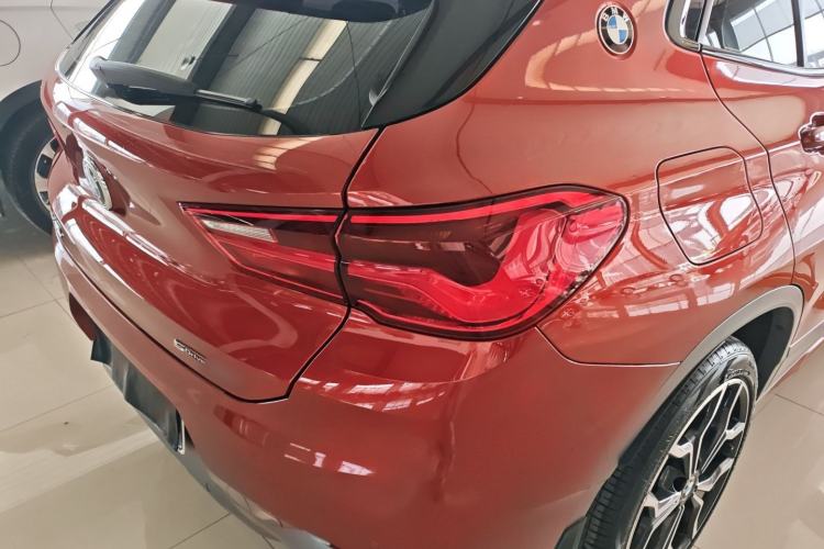 Used BMW X2 2019 sDrive25i Luxury Model with M Off-Road Package China VI Emission Standard
