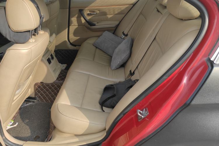 Used BMW 3 Series 2012 320i Luxury Edition
