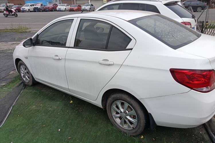 Used Chevrolet Sail 2015 Sail 3 1.5L Manual with Ideal Sunroof Edition
