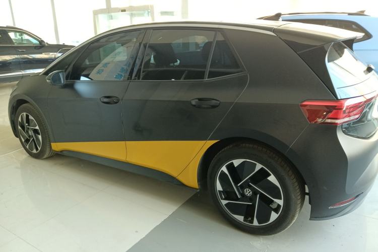 Used Volkswagen ID.3 2025 Smart Edition Ultra-Intelligent Oxygen Version