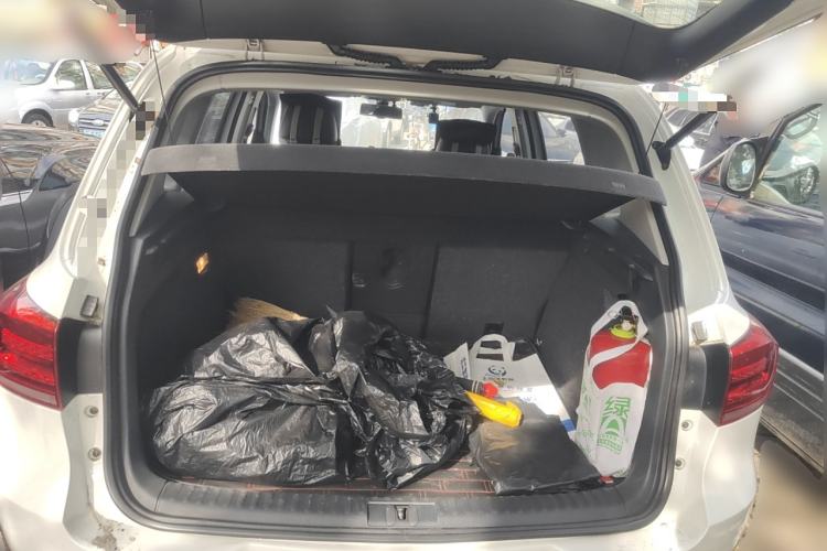 Used Volkswagen Tiguan 2015 1.8TSI Automatic All-Wheel-Drive Luxury Model Trunk