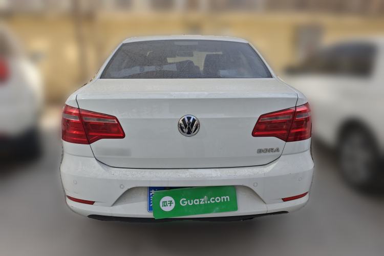 Used Volkswagen Bora 2015 Value Edition 1.6L Automatic Comfort Version