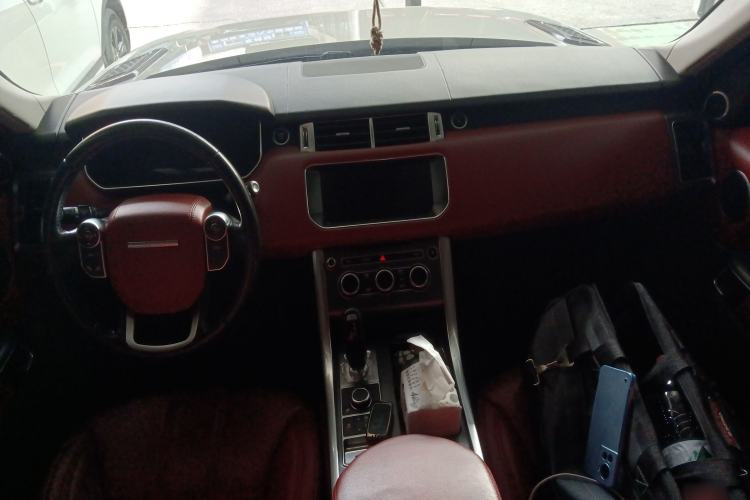 Used Land Rover Range Sport  Center Console