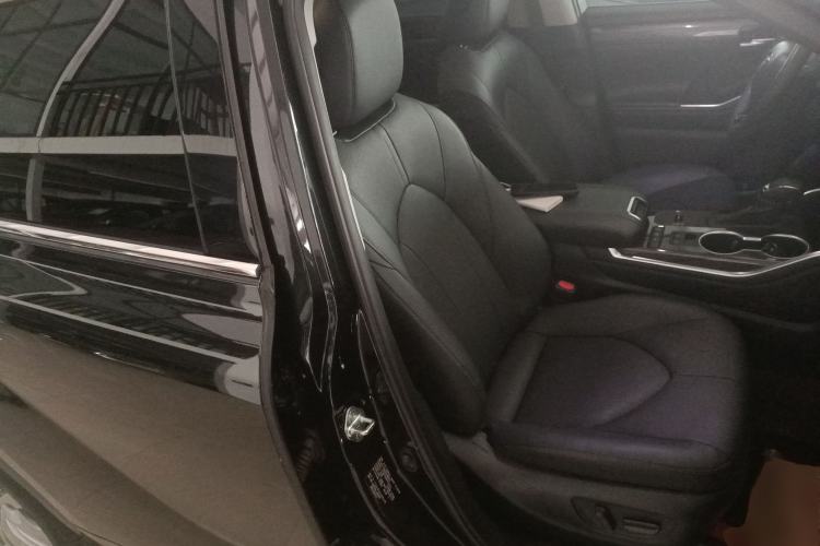 Used Toyota Highlander 2023 2.5L Smart Electric Hybrid Dual-Motor All-Wheel-Drive Supreme Edition – 7 Seats
