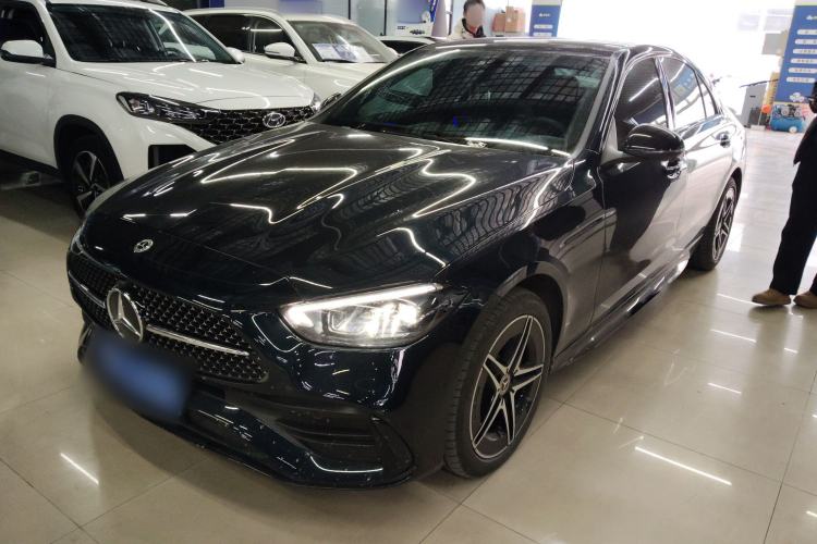 Used Mercedes-Benz C-Class 2024 Facelifted C-Class 260 L Night Edition Sports Version