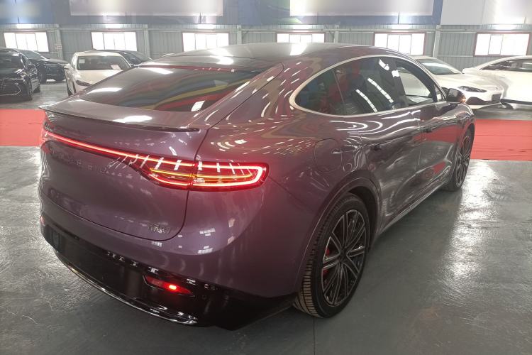 Used Hima Luxeed R7 2025 Extended-Range 331km Ultra
