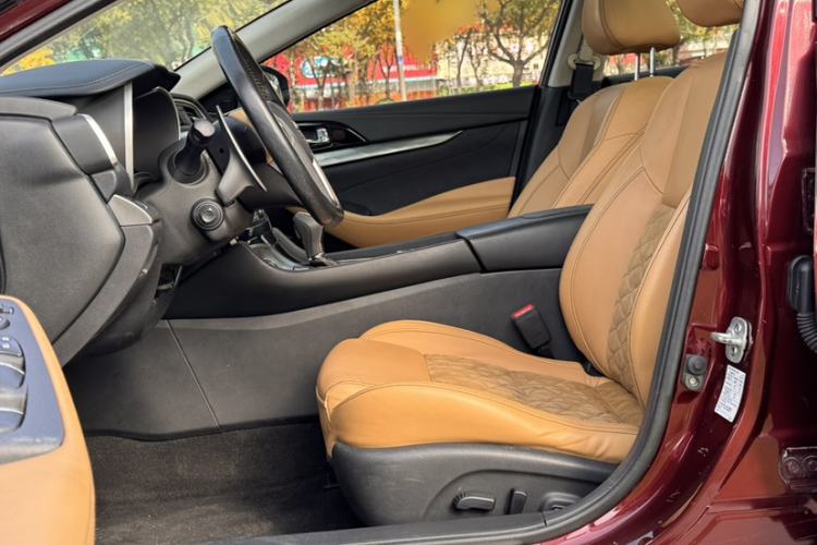 Used Nissan Maxima 2016 2.5L XV Ultimate Edition
