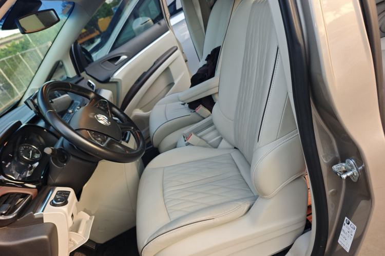 Used Buick GL8 2022 Land Business Class 652T Luxury Model Left Front Seat