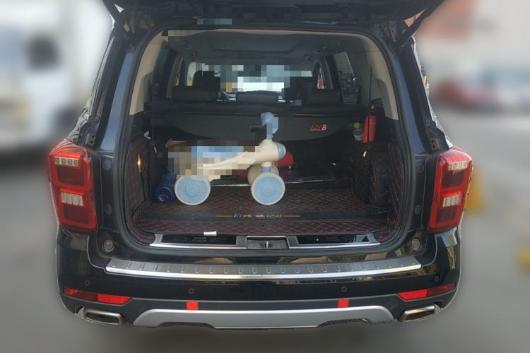 Used GAC Trumpchi GS8 2017 320T Two-Wheel Drive Luxury Smart Connectivity Version (7 Seats) Trunk