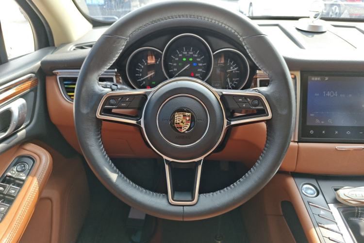 Used Zotye SR9 2017 2.0T Manual "Ultimate Light" Edition
