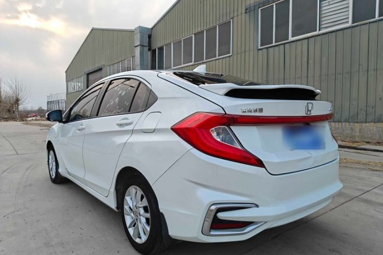 Used Honda Gienia 2017 1.5L CVT Classic Edition Exterior 5