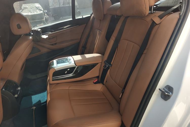 Used BMW 5 Series 2020 530Li Luxury Edition M Sport Package
