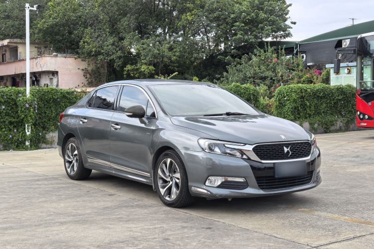 Used DS 5LS 2014 1.6T Elegant Version THP160
