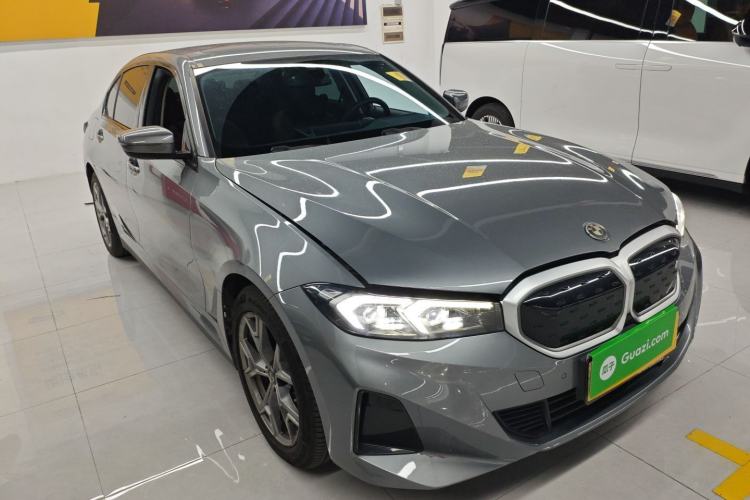 Used BMW i3 2022 eDrive 35 L
