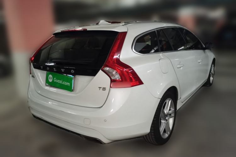Used Volvo V60 2016 T5 Zhiya Edition