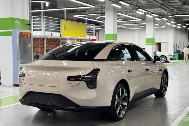 Used XPeng MONA M03 2024 620 with Ultra-Long Range