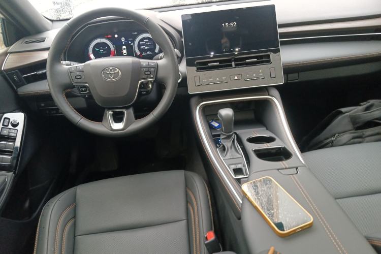 Used Toyota Avalon 2024 2.0L Luxury Edition
