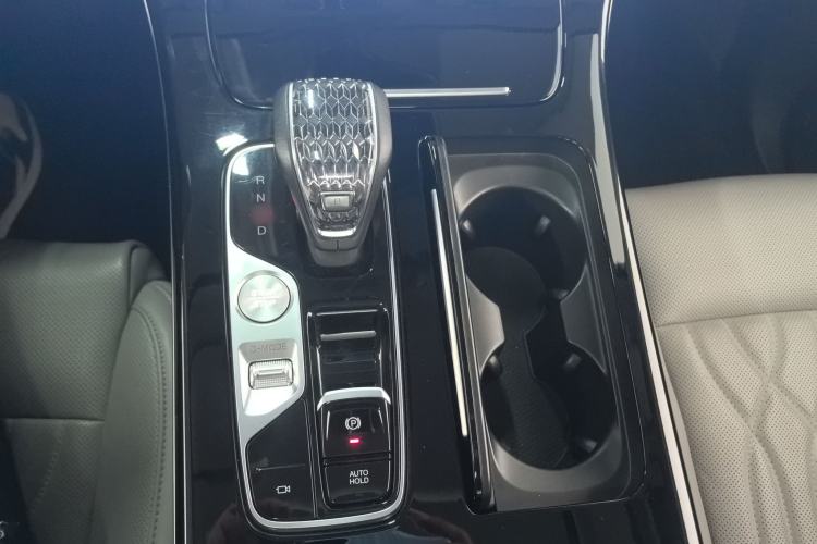 Used GAC Trumpchi M8 2024 Master Series 400T Prestige Edition Gear Lever