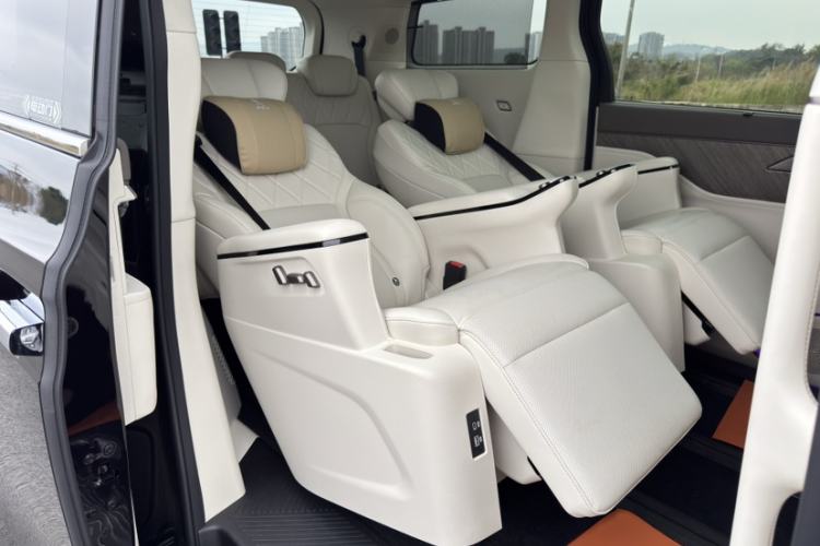 Used Wey Gaoshan 2025 Four-Wheel Drive Alpine 8