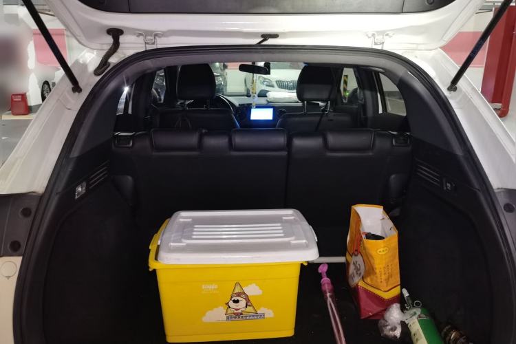 Used Honda XR-V 2017 1.5L LXi CVT Classic Edition Trunk