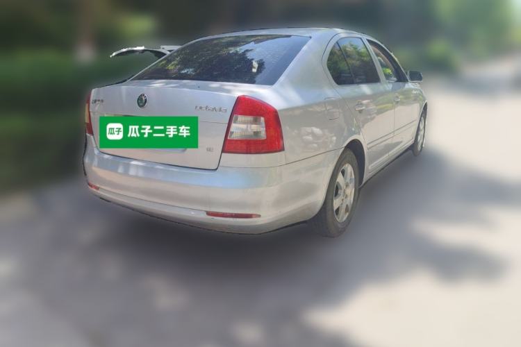 Used Skoda Octavia 2012 1.6L Manual Eado Edition